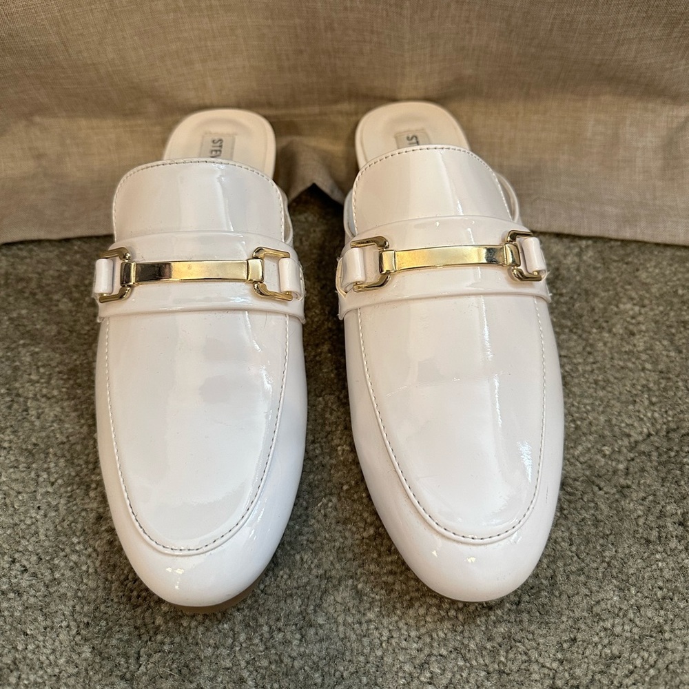 Steve Madden Mules - White,Gold / size 6